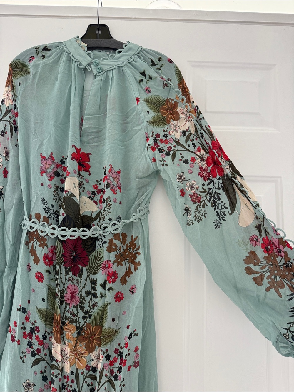 Farm Rio Floral Maxi Dress in Light Mint - Picture 7 of 10